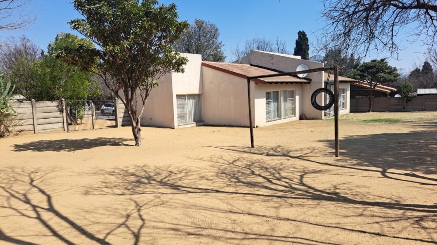 3 Bedroom Property for Sale in Sasolburg Ext 11 Free State